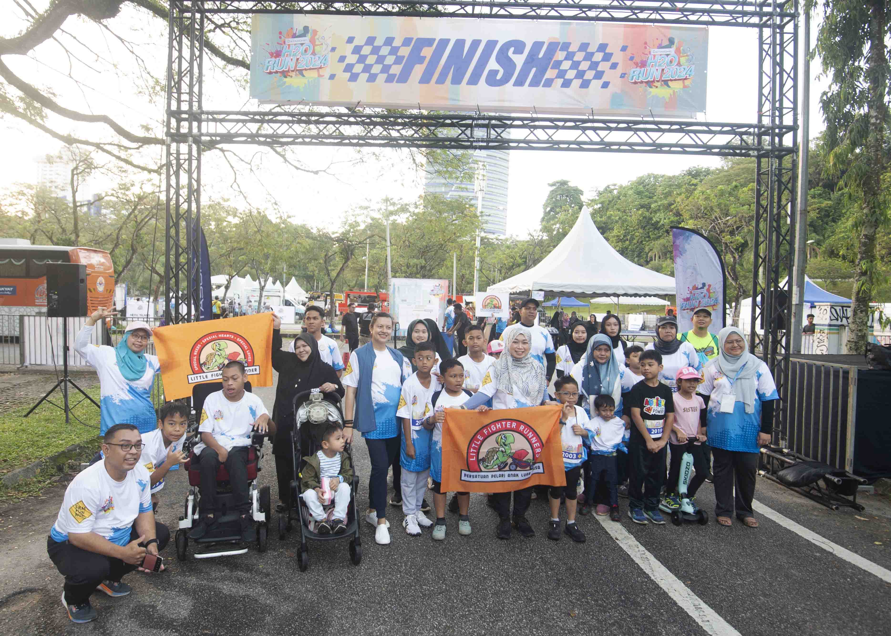 Persatuan pelari anak luar biasa, Little Fighter Runners turut menyertai Datasonic H2O Run 2024.