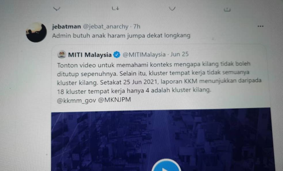  Perkataan kesat yang dilemparkan kepada pihak pengendali laman Twitter MITI.