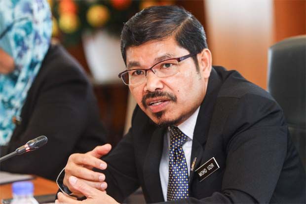 Datuk Seri Dr Mohd Uzir Mahidin