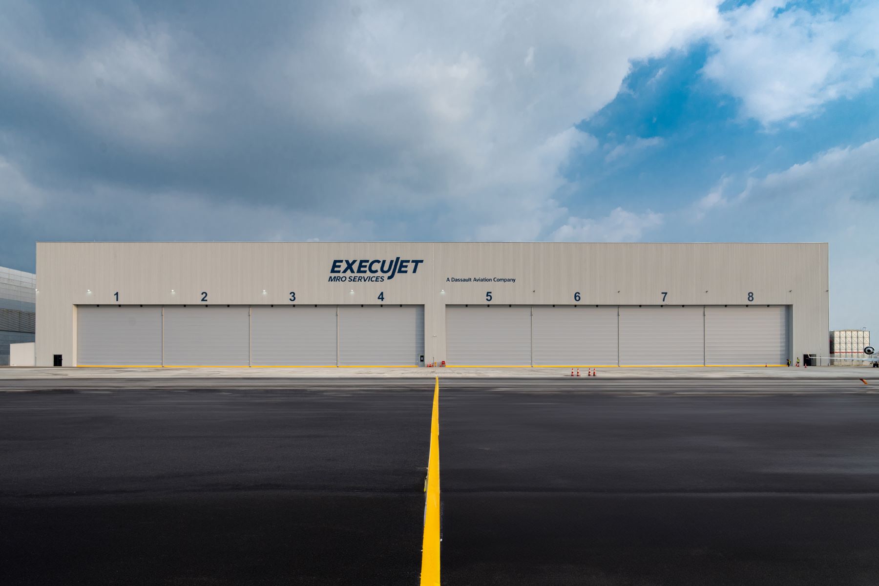 HANGAR