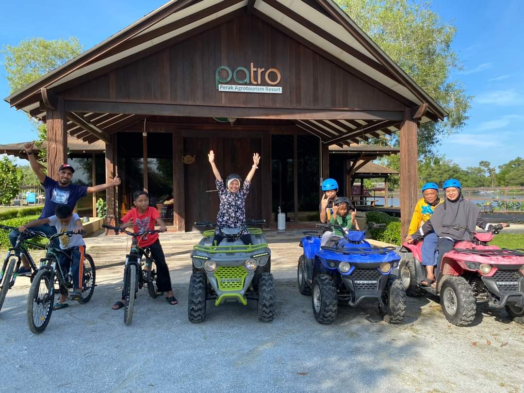 Patro Resort di Sungai Galah merupakan salah satu lokasi agropelancongan popular di Perak.