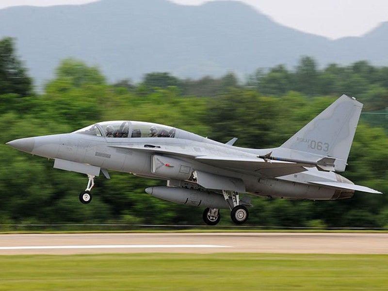 Malaysia memilih pesawat FA-50 Block 20 Eagle.