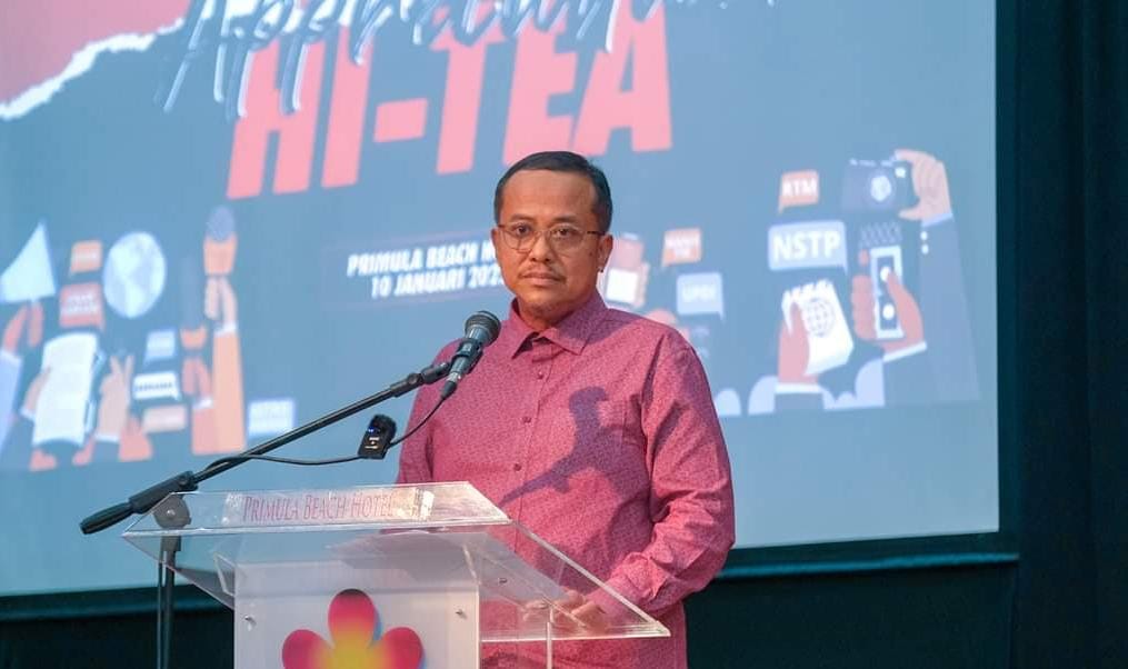 Datuk Seri Dr Ahmad Samsuri Mokhtar 