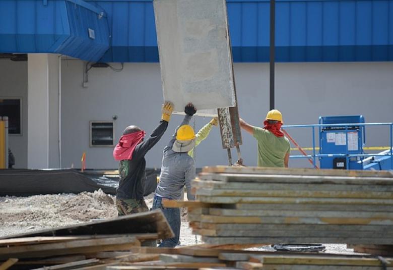 Tapak pembinaan. Gambar hiasan