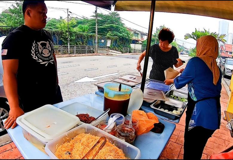 Penjaja kecil