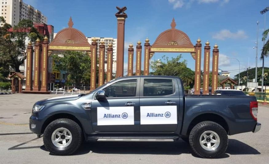 Kenderaan 4x4s Allianz yang akan dikerahkan secara rutin di bandar-bandar seluruh Malaysia untuk memudahkan proses tuntutan pantas di kawasan banjir.