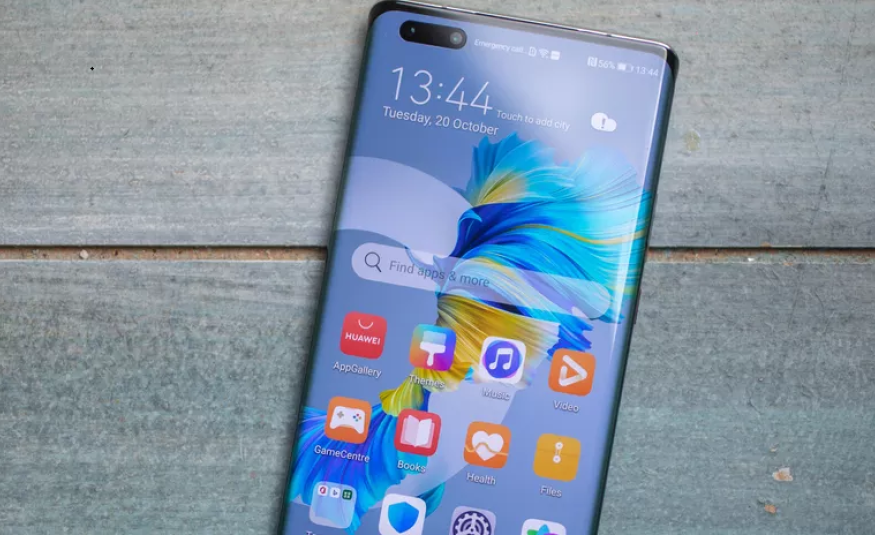 Siri Huawei Mate 40 menggunakan paparan OLED